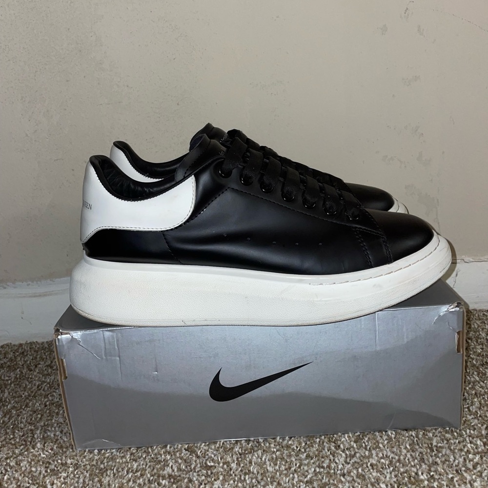 Alexander McQueen Sneakers